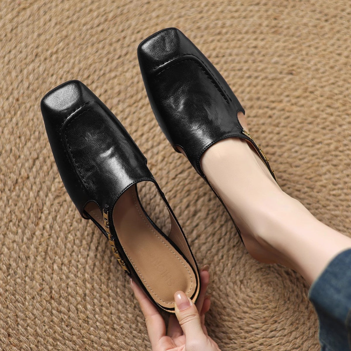 Mules de cuero Avella