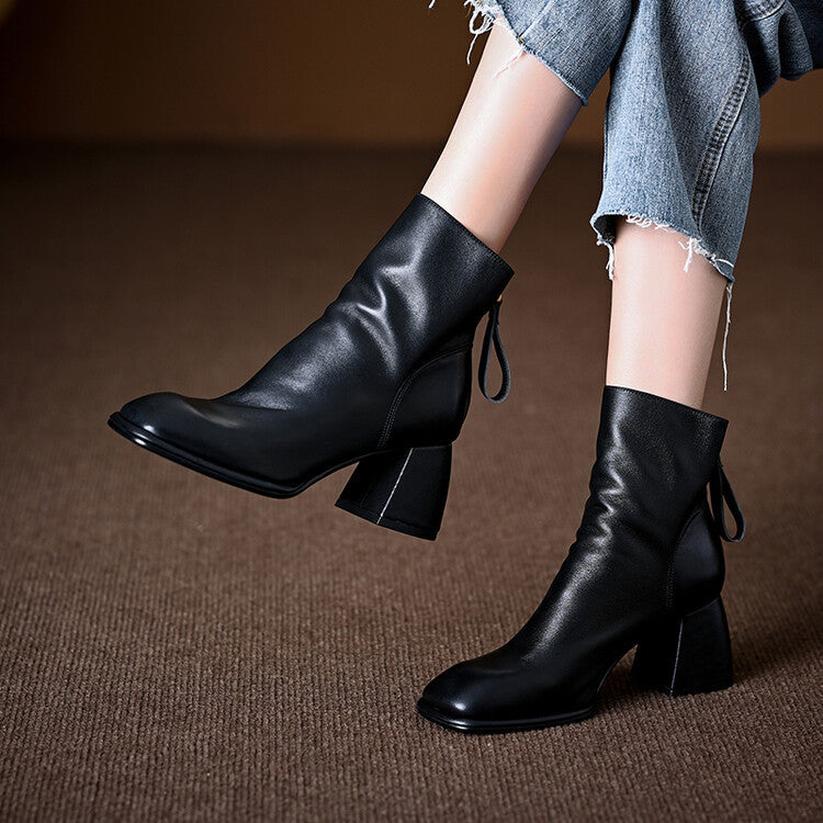 Botas Livia em pele genuína