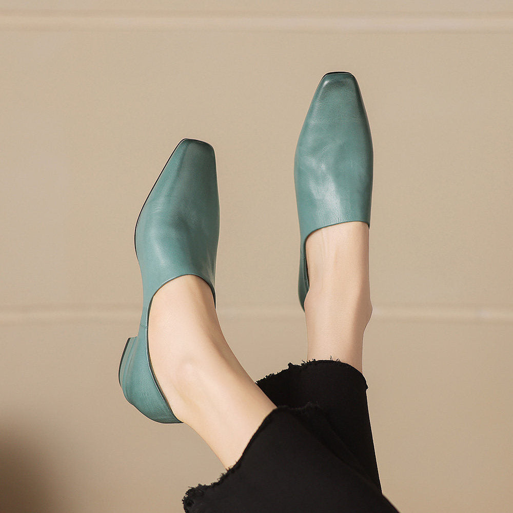 Sapatos de pele genuína Lirena