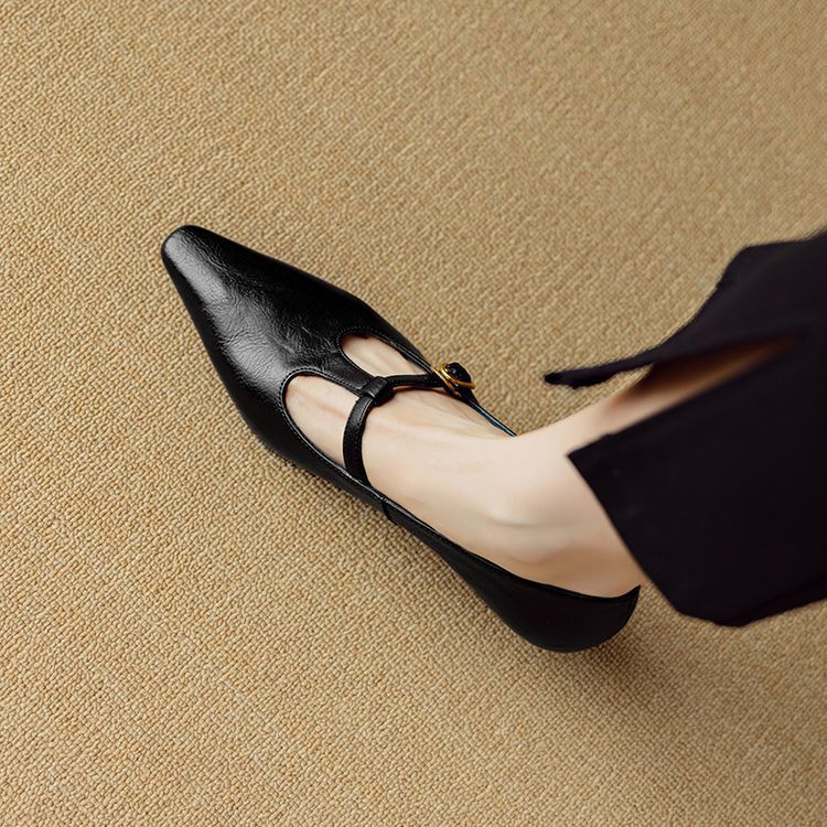 Zuri Mary-Jane-Pumps aus echtem Leder mit T-Riemchen