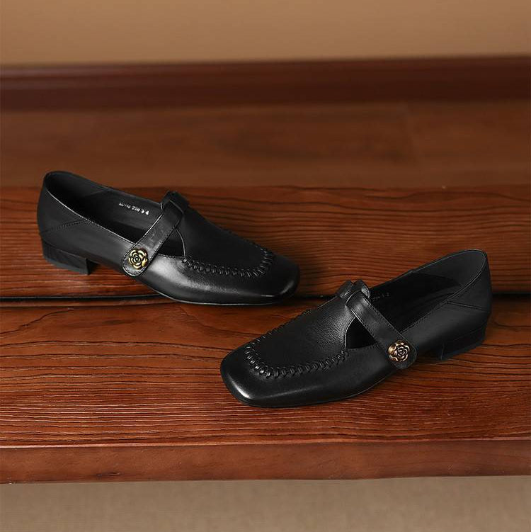 Zapatos de tacón Krea de piel auténtica con costuras de látigo y tira en T