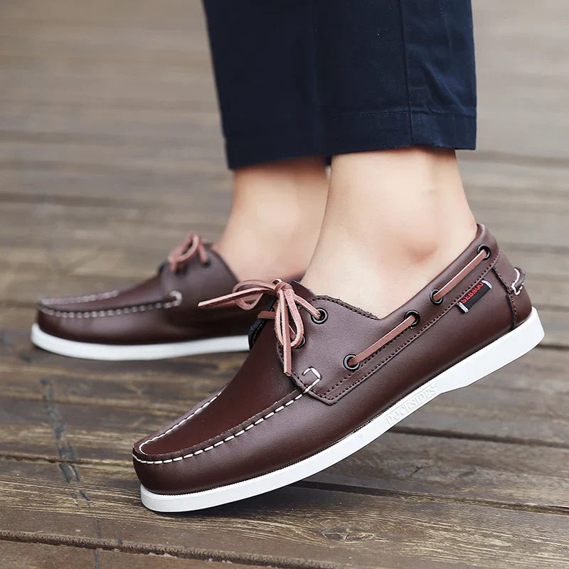 Sapatos Rasko em pele genuína