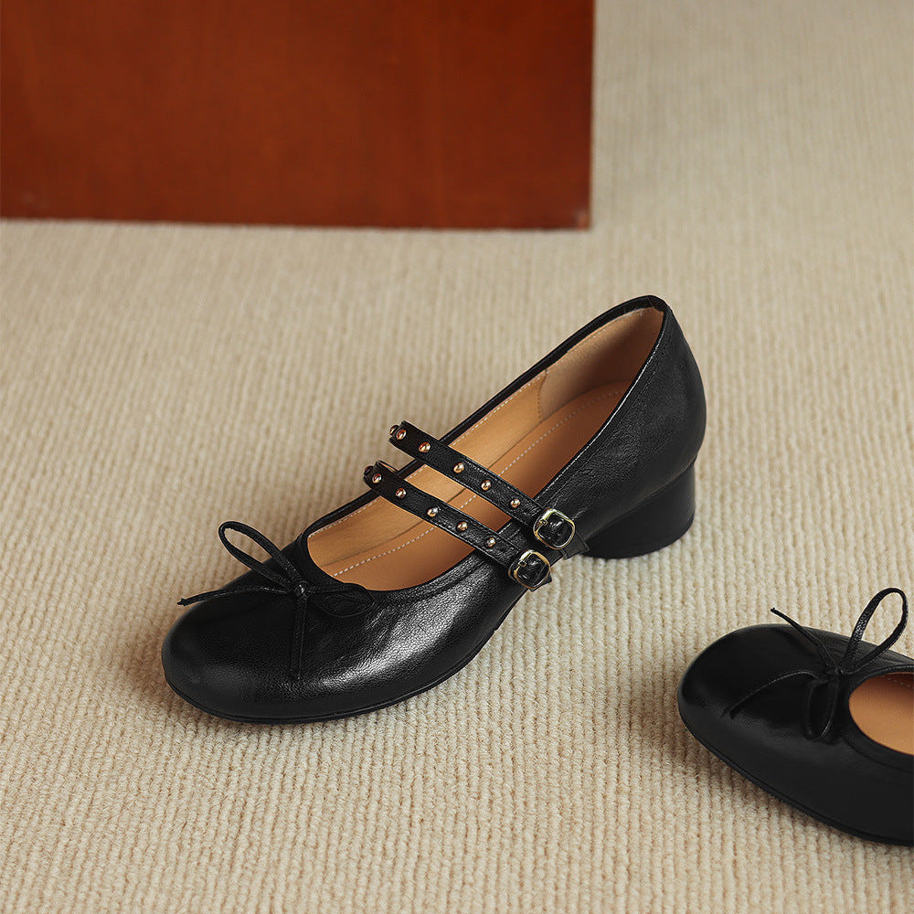 Alba Mary Jane-pumps van echt leer met studs