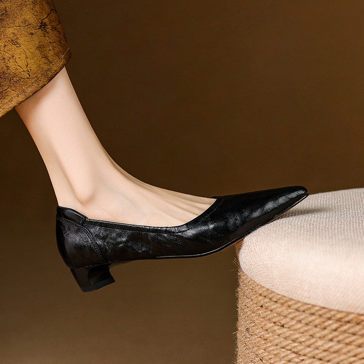 Tacones Cela de cuero genuino con punta fina