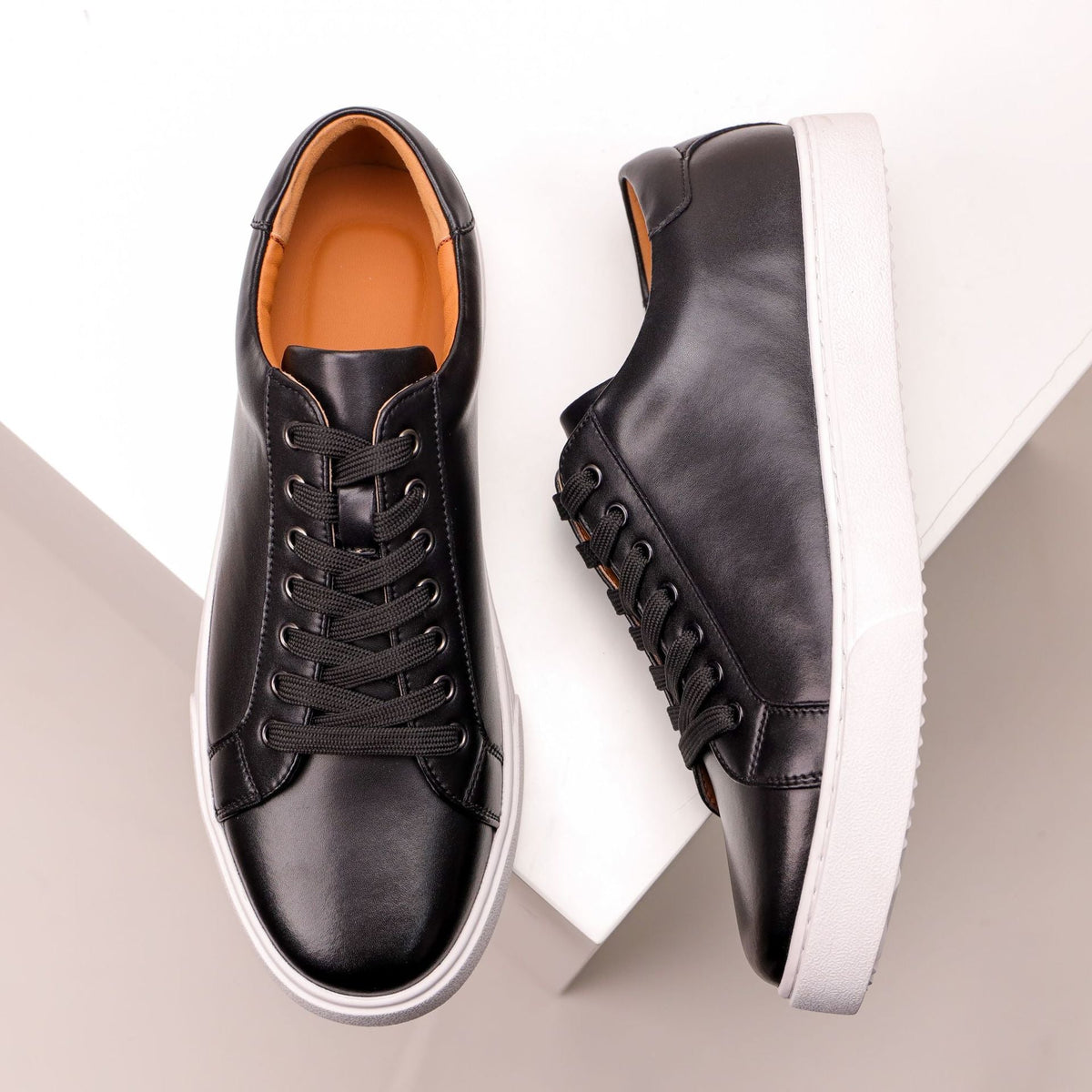 Valor sneakers i äkta läder