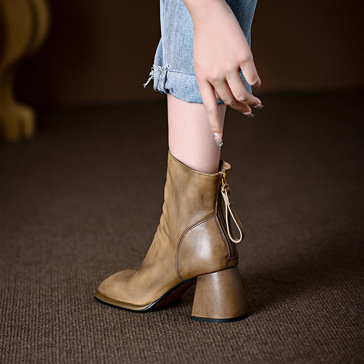 Botas Livia em pele genuína