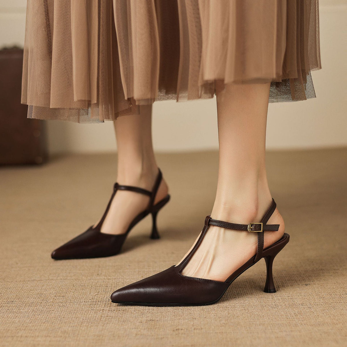 Tacones Mary Jane Luci de cuero genuino con punta fina