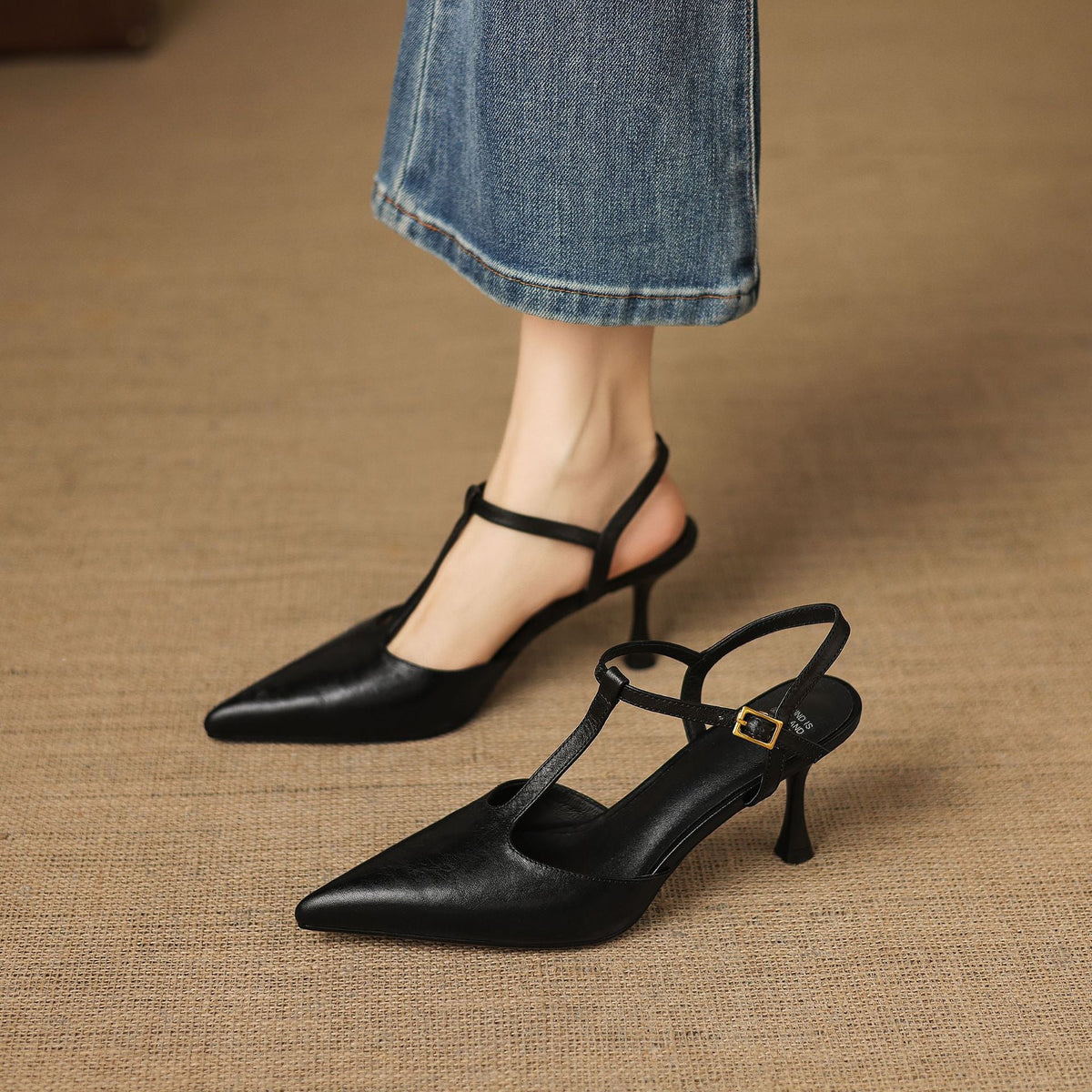 Tacones Mary Jane Luci de cuero genuino con punta fina