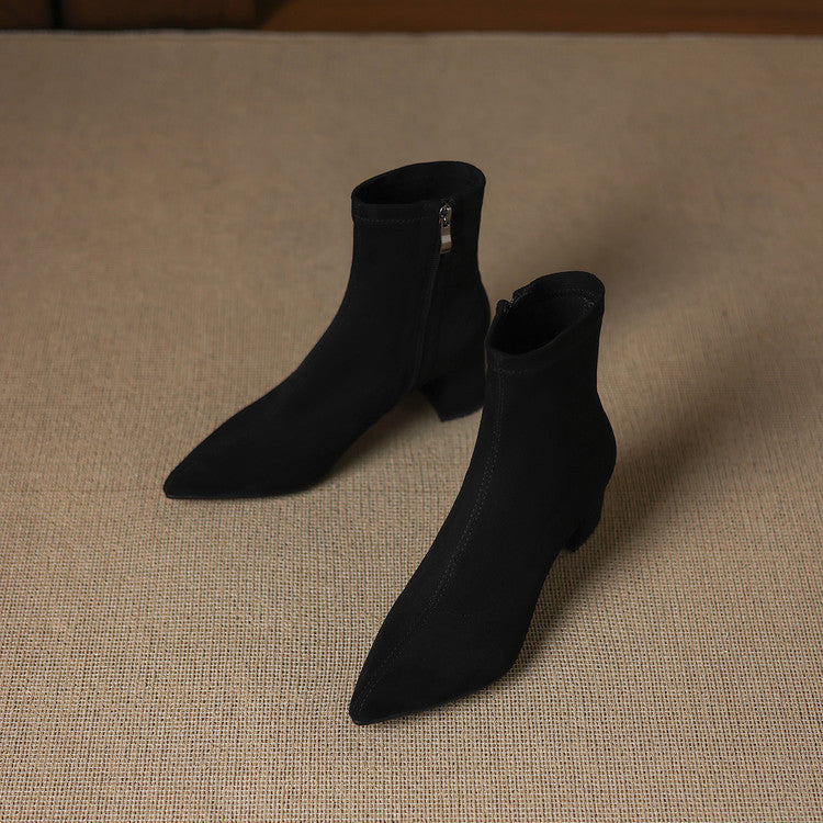 Botins Odette em Camurça Genuína