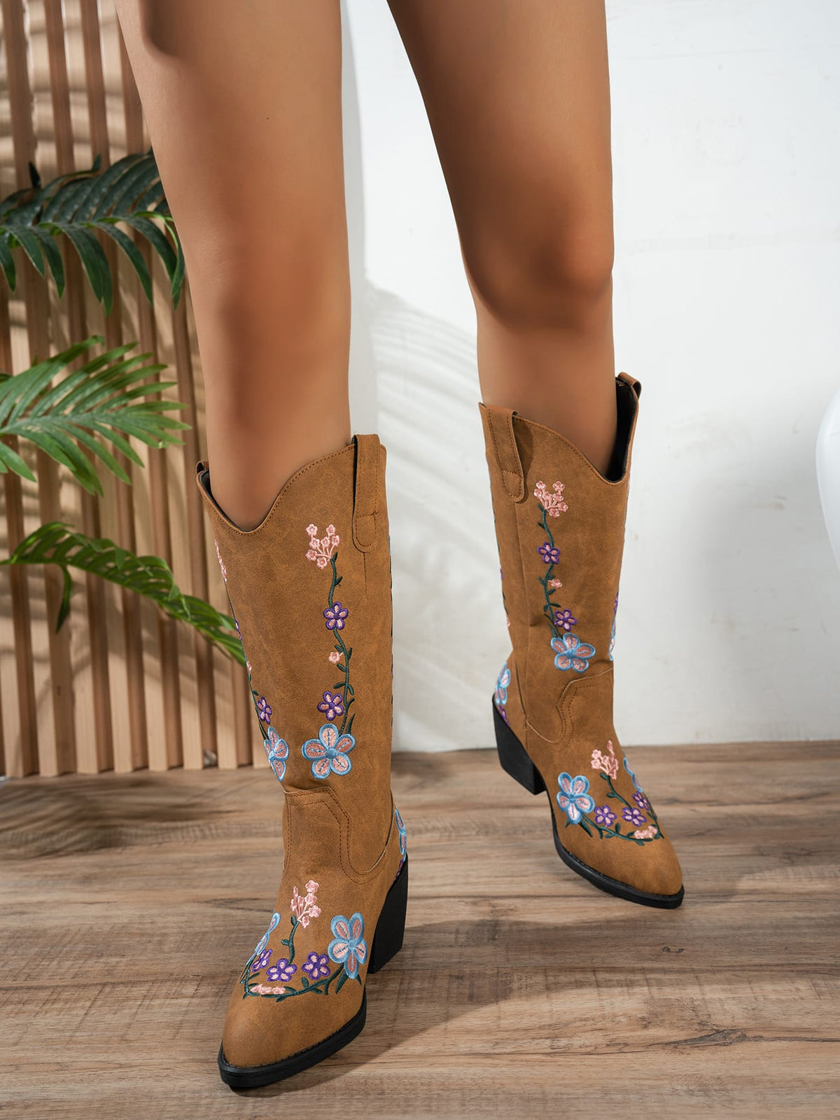 Bestickte Stiefel Willow