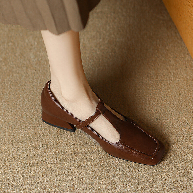 Décolleté Mary Jane Velora in vera pelle con punta quadrata