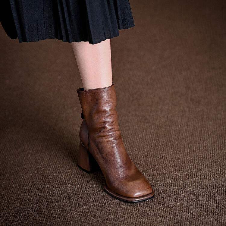 Botas Livia em pele genuína