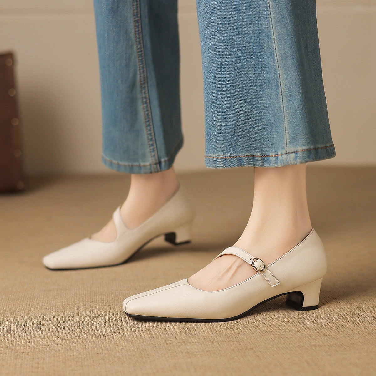 Zapatos Mary Jane Celes de cuero con punta cuadrada