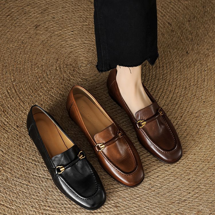 Belira loafers i äkta läder