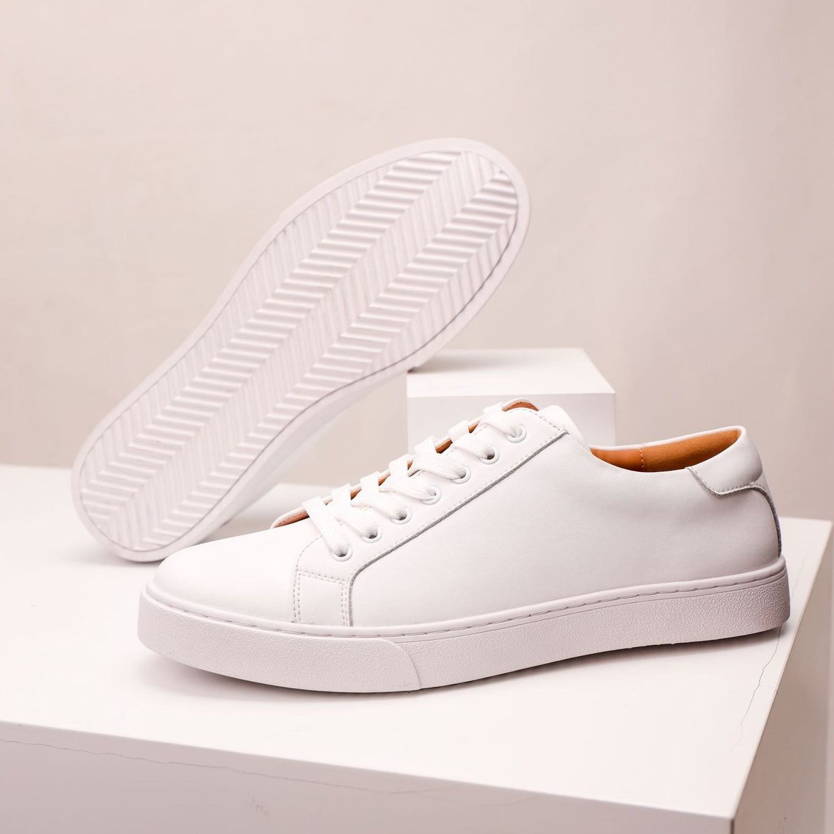 Valor sneakers i äkta läder