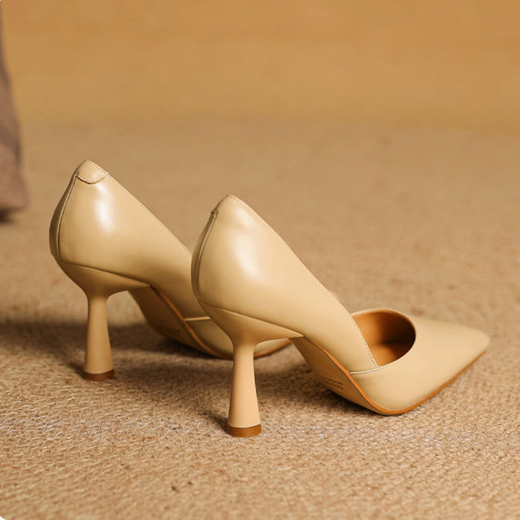 Naila Echtleder-Heels