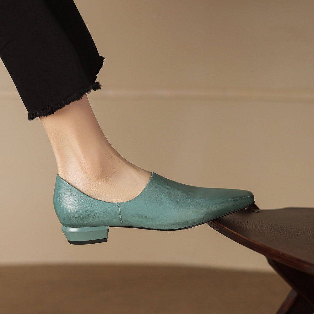 Sapatos de pele genuína Lirena