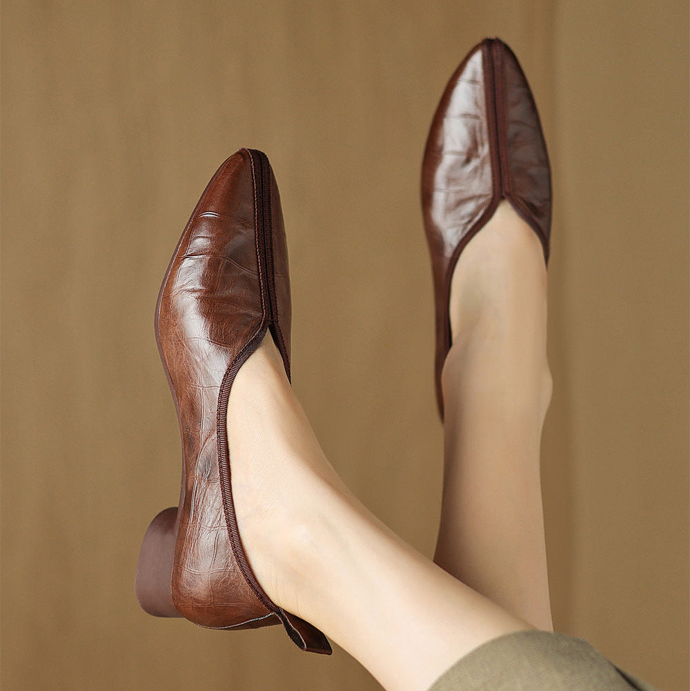 Lacey pumps i ægte læder