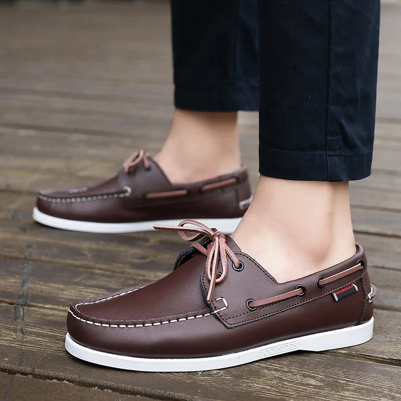 Sapatos Rasko em pele genuína