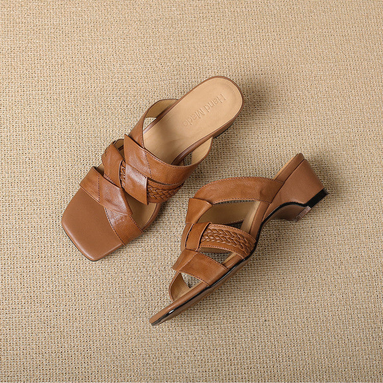 Sandalias de pala Solae de cuero genuino con punta cuadrada