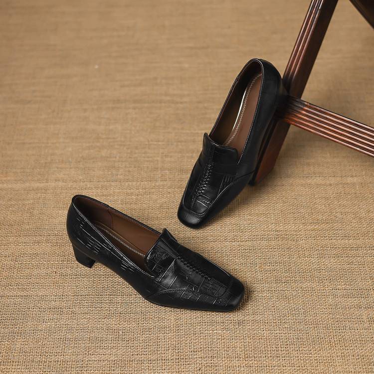 Mocassins Tana em pele genuína