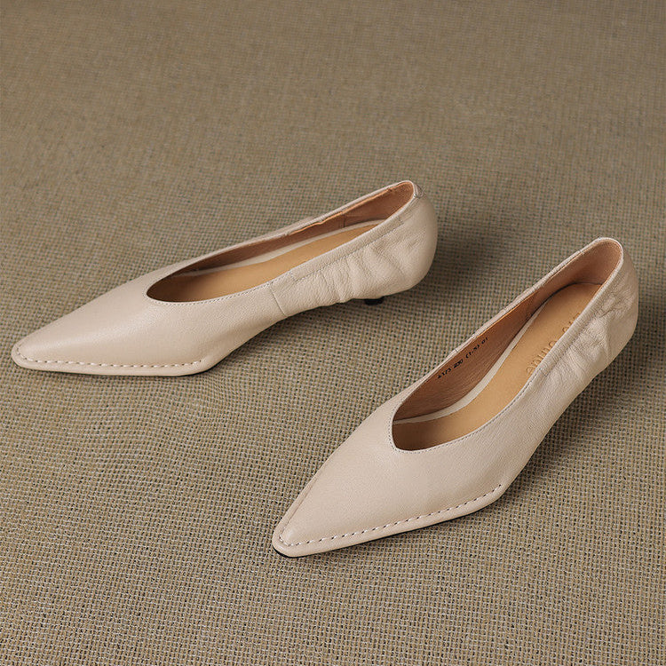 Emma Pumps aus echtem Leder mit spitzer Kappe