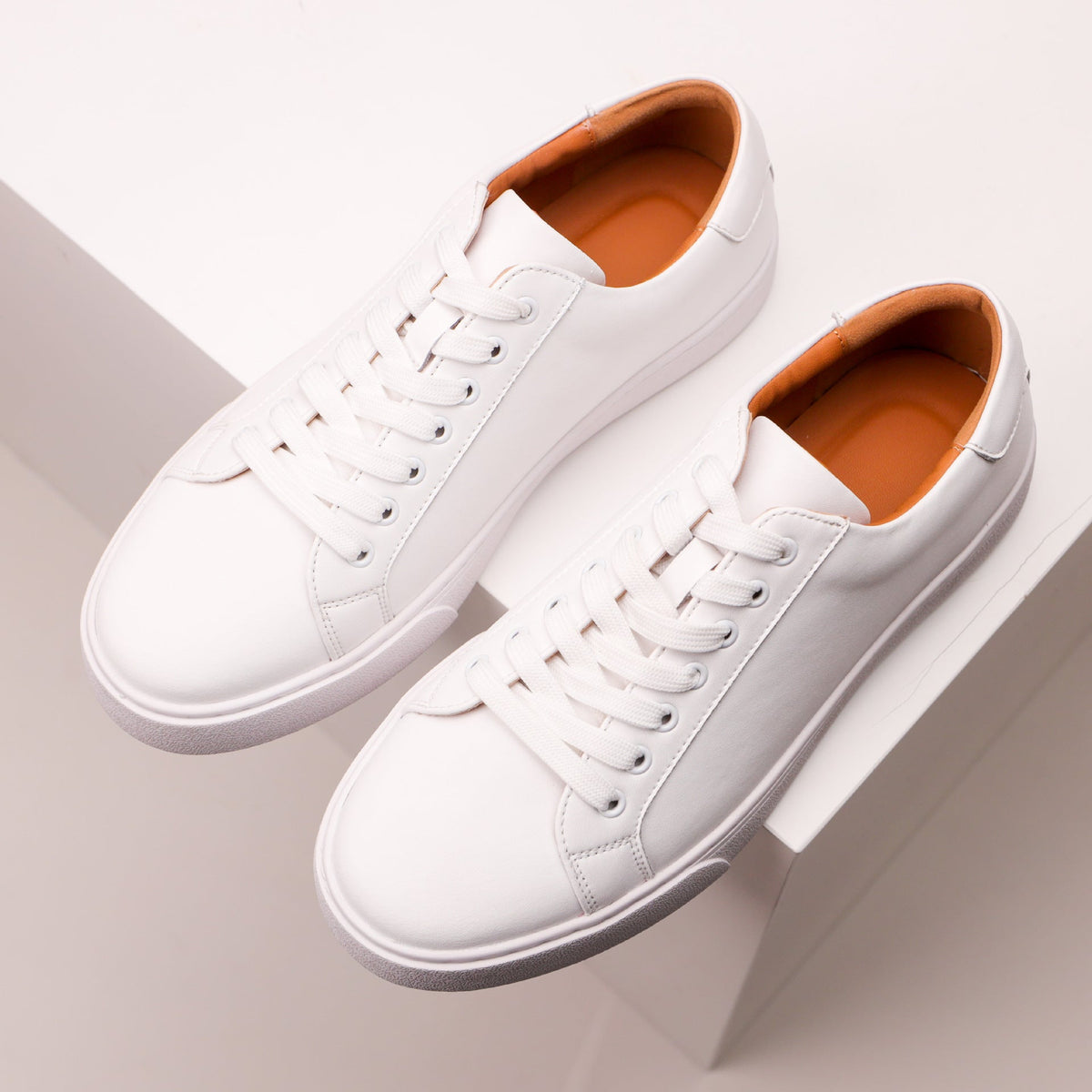 Valor sneakers i äkta läder