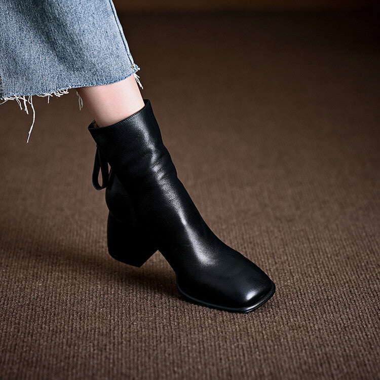 Botas Livia em pele genuína