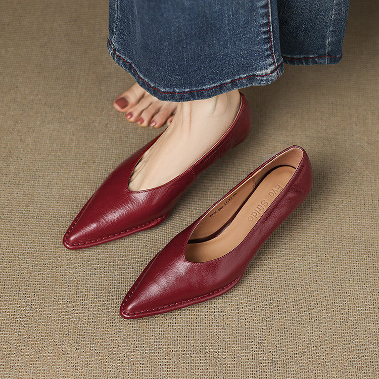 Emma Pumps aus echtem Leder mit spitzer Kappe