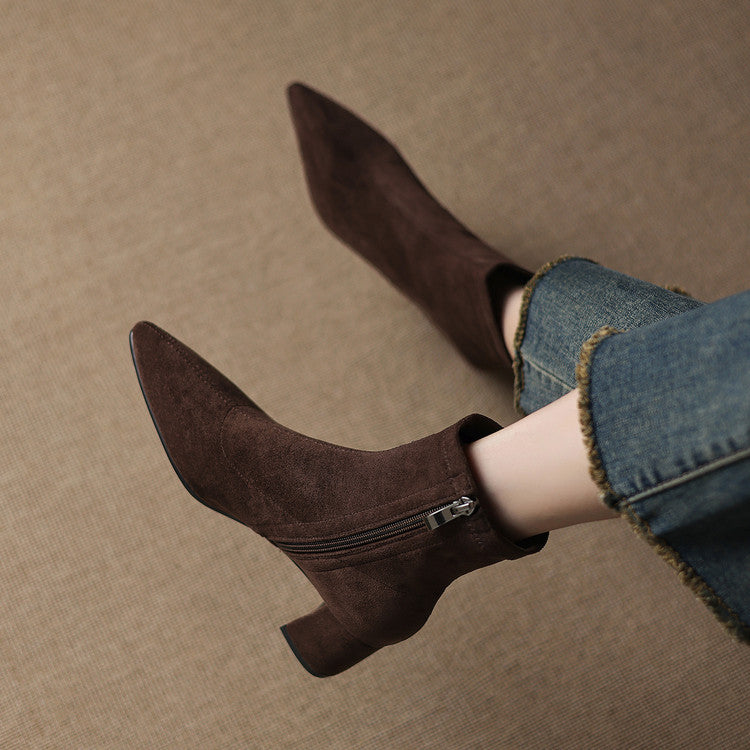Botins Odette em Camurça Genuína