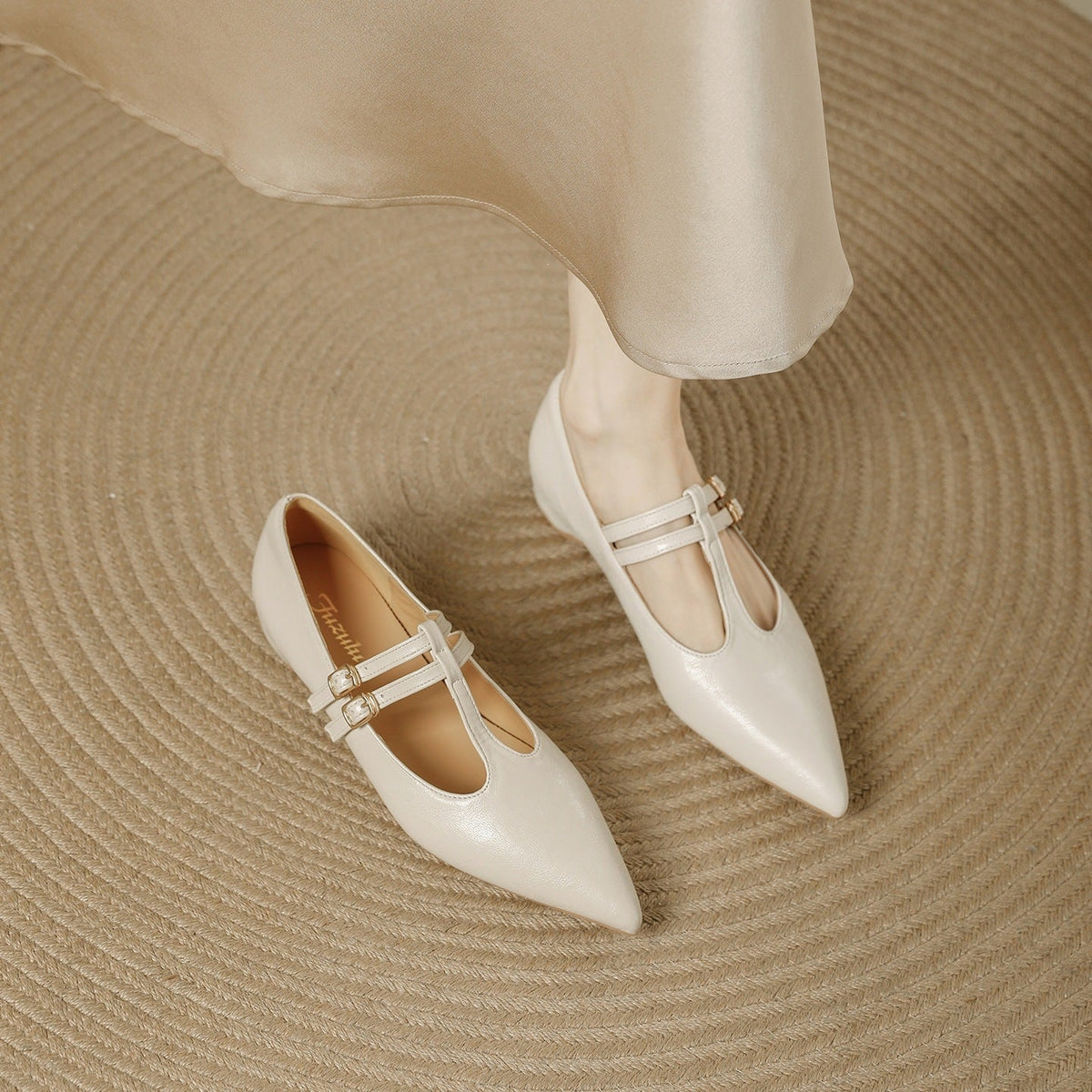 Tacones de cuero con doble tira en T Olara