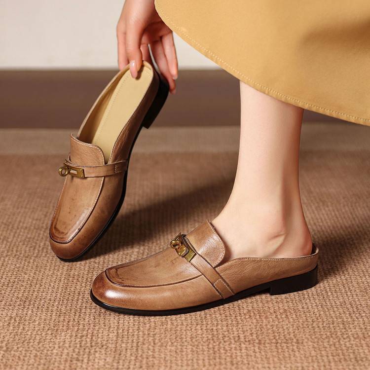 Fiorella mules i äkta läder