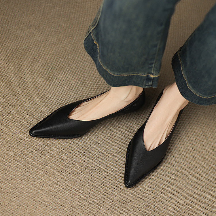 Emma Pumps aus echtem Leder mit spitzer Kappe