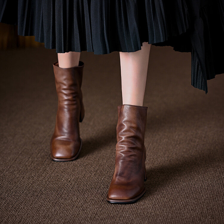 Botas Livia em pele genuína