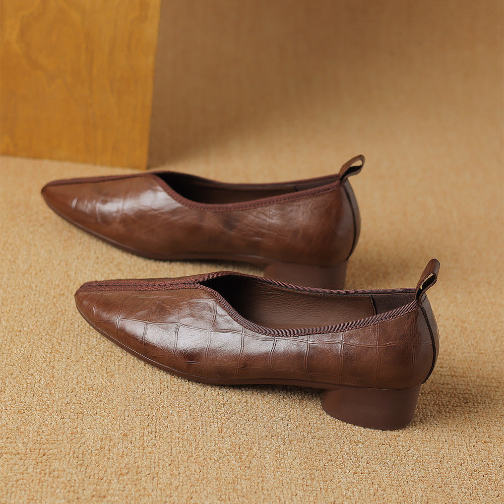 Lacey pumps i ægte læder