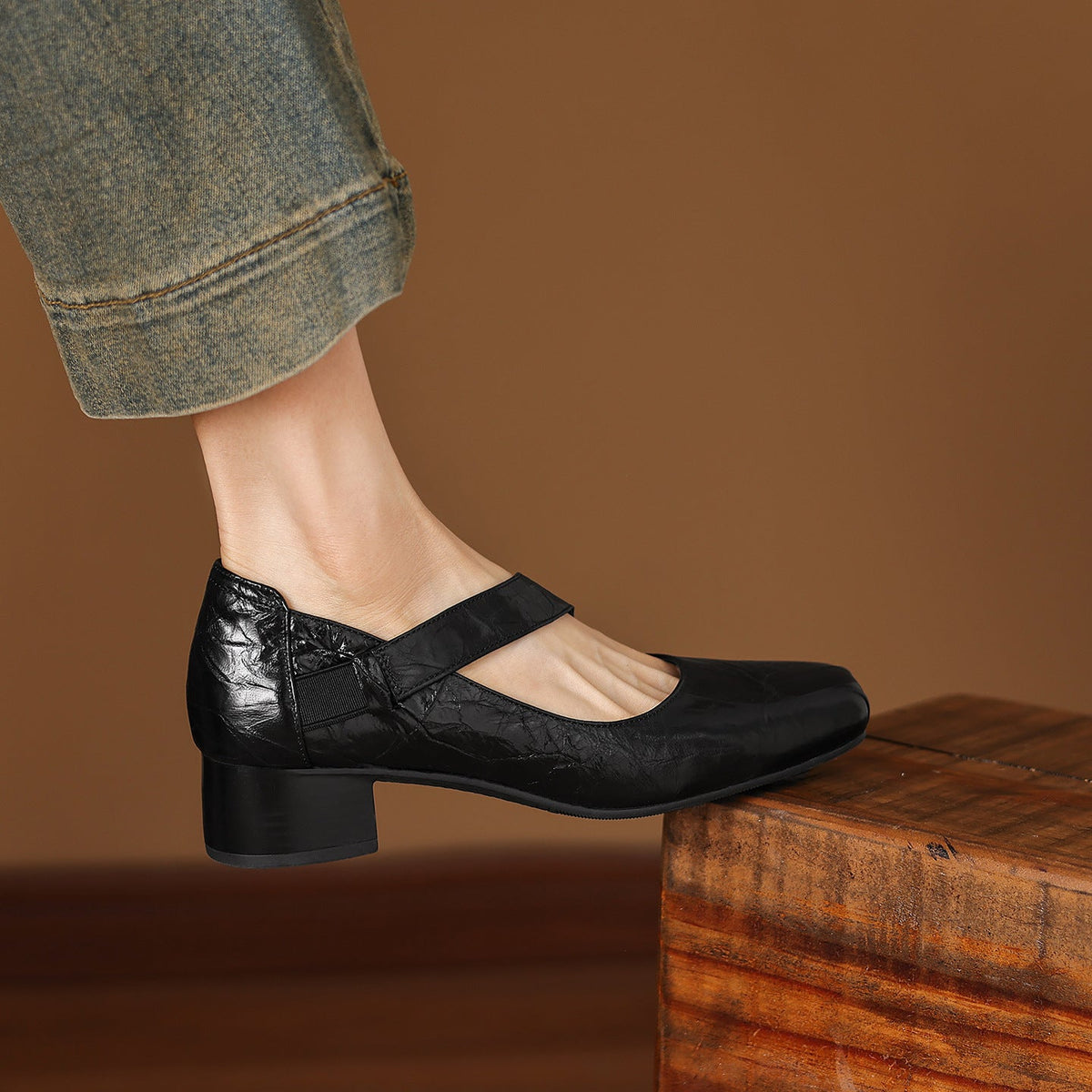 Eslin Genuine Leather Square Toe Pumps