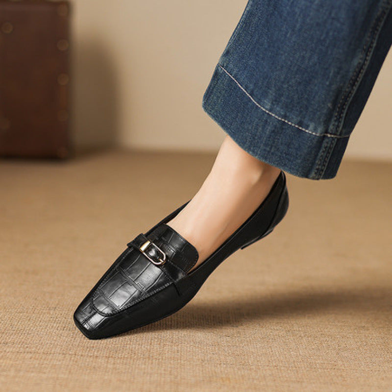 Mocassins Nivan em pele genuína com tira de cinto