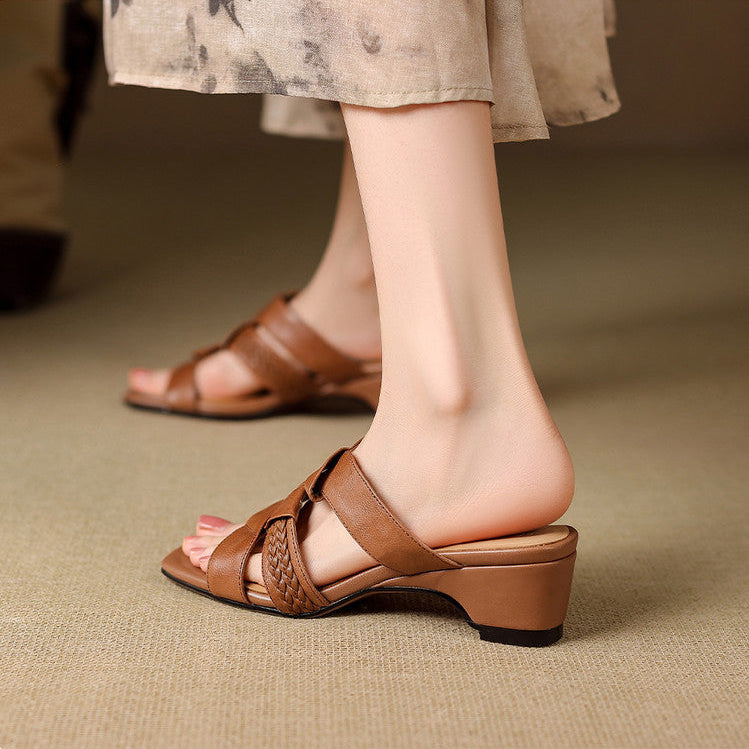Sandalias de pala Solae de cuero genuino con punta cuadrada