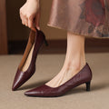 Tacones de cuero genuino con punta afilada Avia