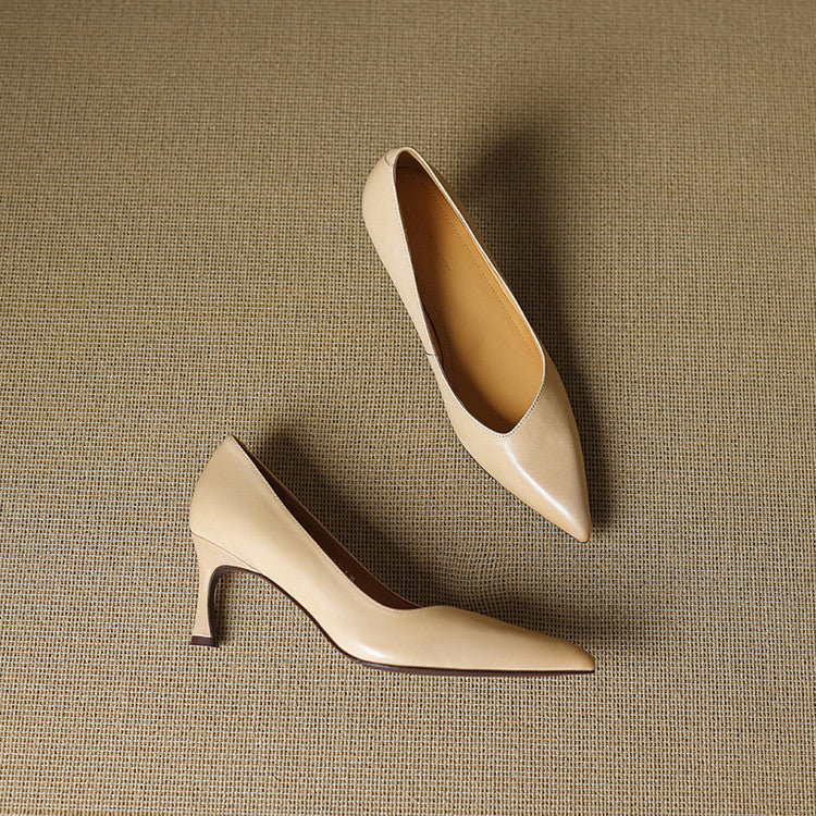 Tacones Aurea de cuero genuino con punta fina