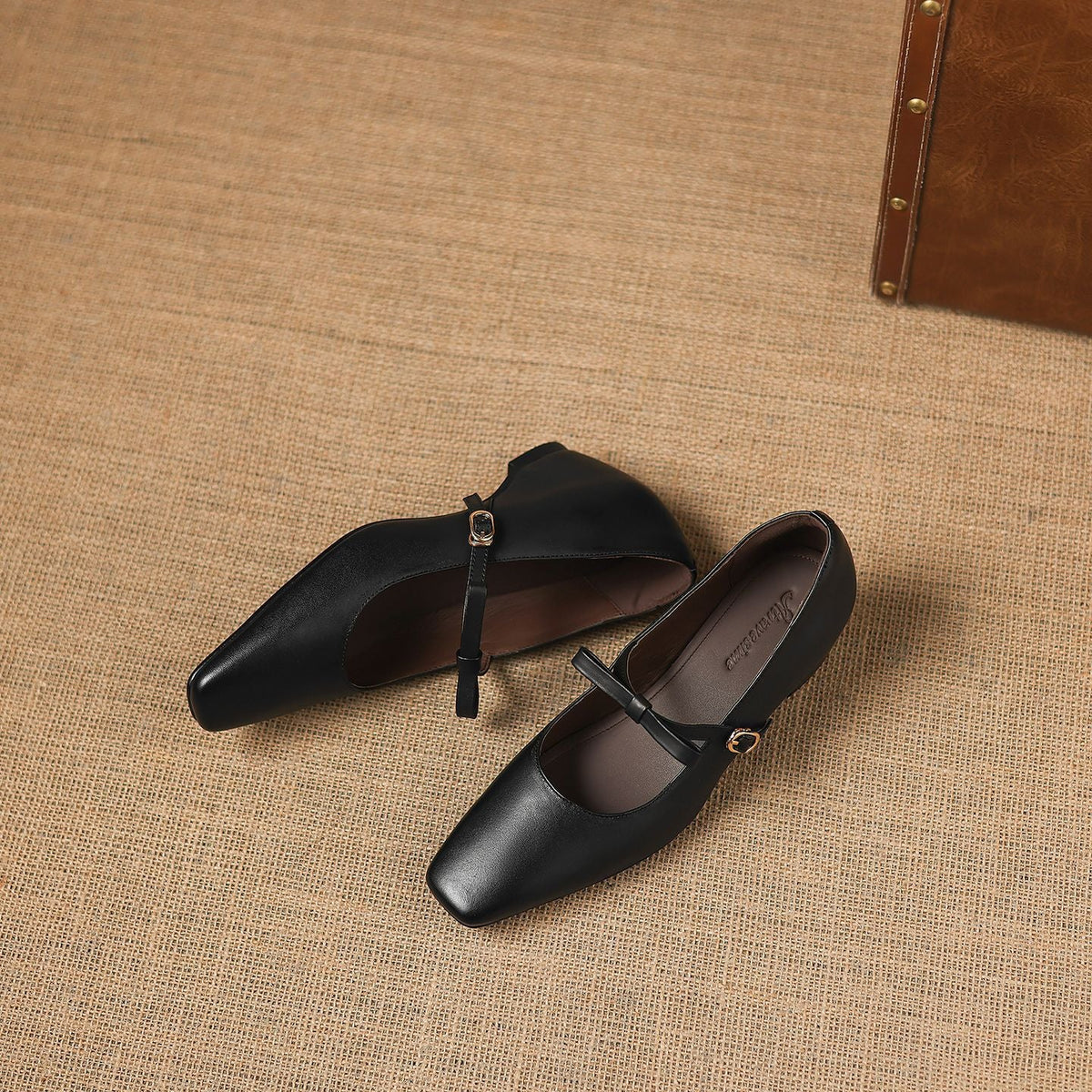 Rosalie Mary Jane Pumps aus echtem Leder