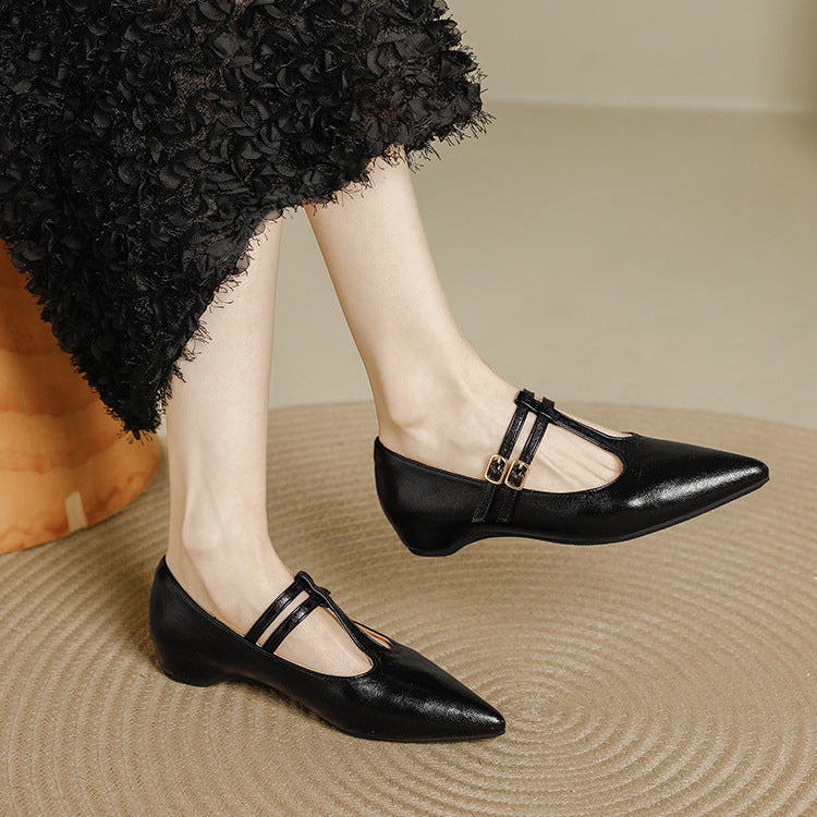 Tacones de cuero con doble tira en T Olara