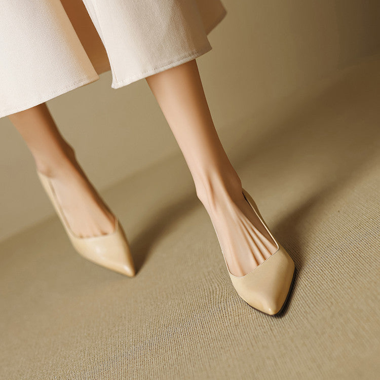 Tacones Aurea de cuero genuino con punta fina