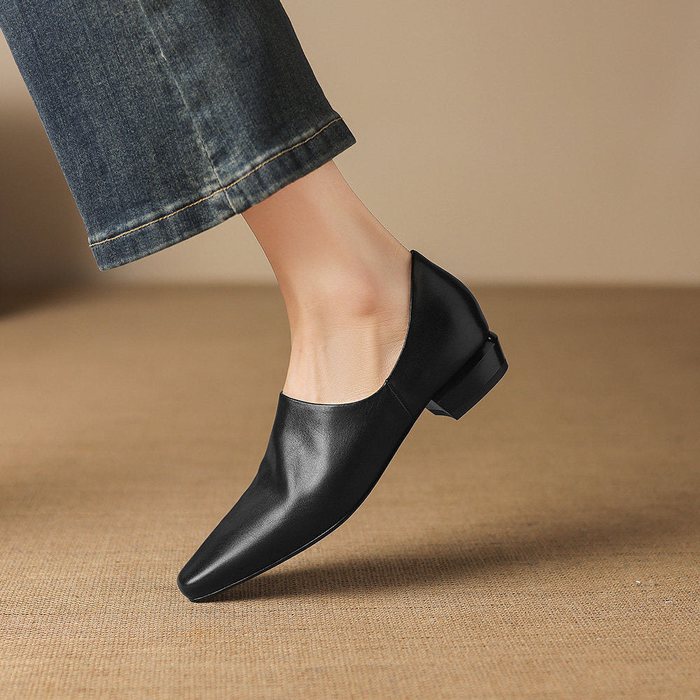 Sapatos de pele genuína Lirena