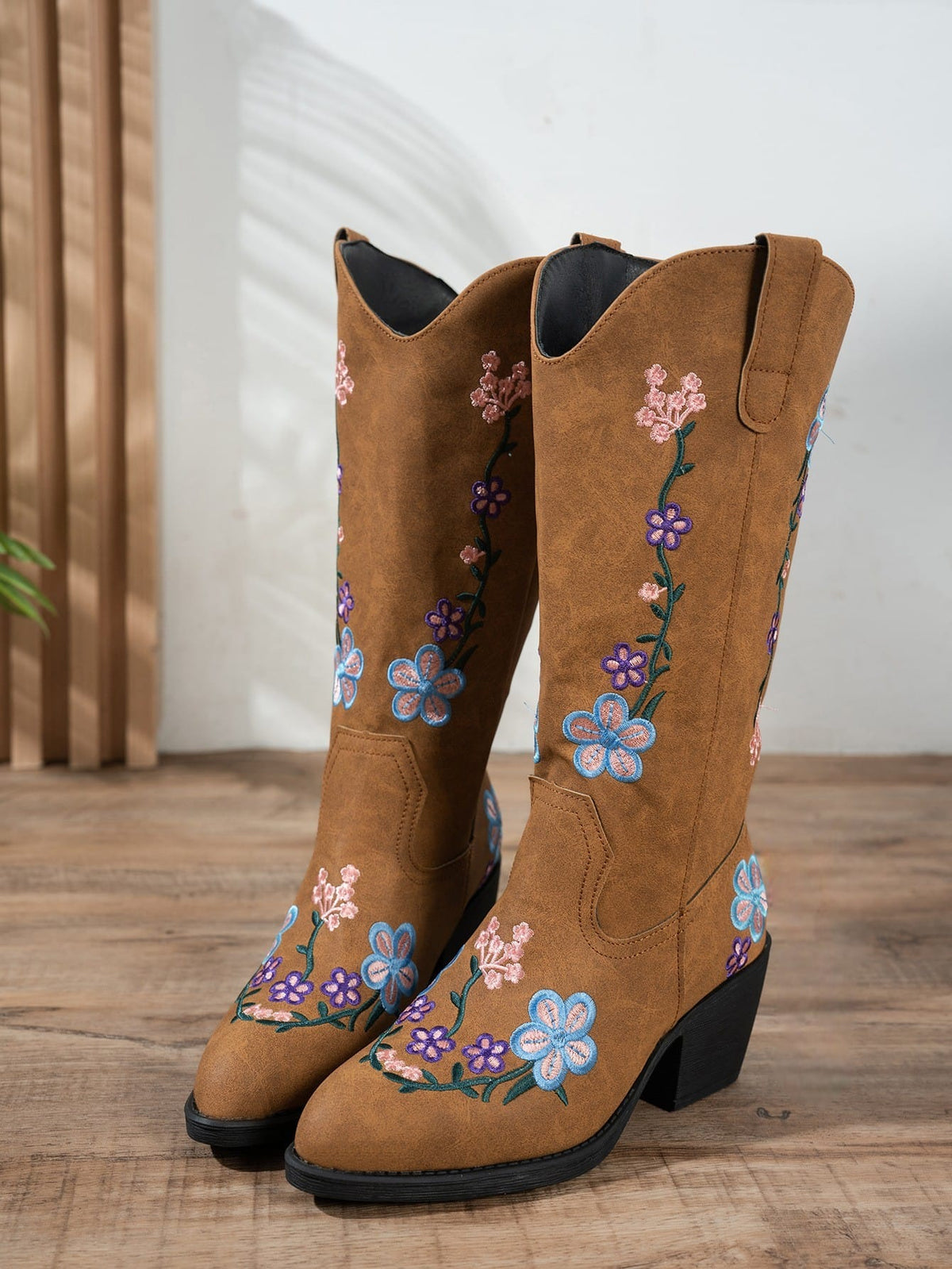 Bestickte Stiefel Willow