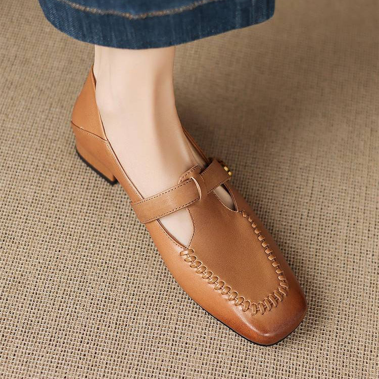 Zapatos de tacón Krea de piel auténtica con costuras de látigo y tira en T