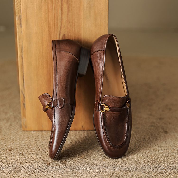Belira loafers i äkta läder