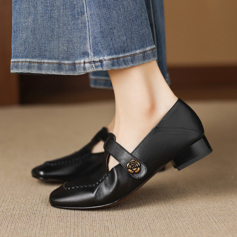 Zapatos de tacón Krea de piel auténtica con costuras de látigo y tira en T