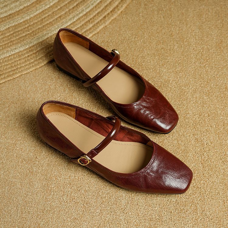 Chaussures plates Islae en cuir véritable