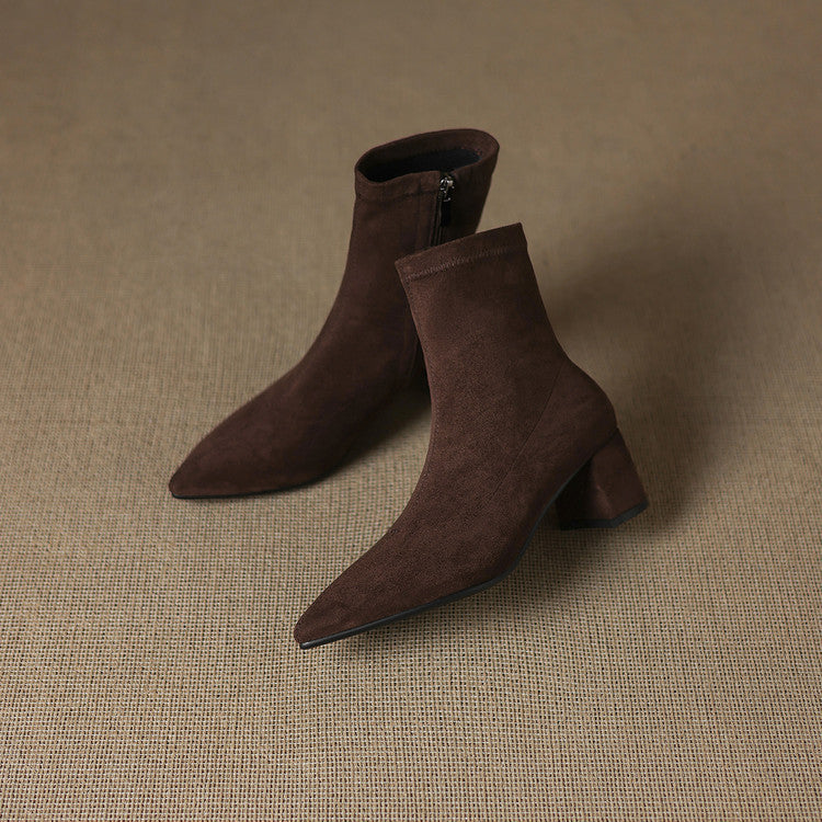 Botins Odette em Camurça Genuína